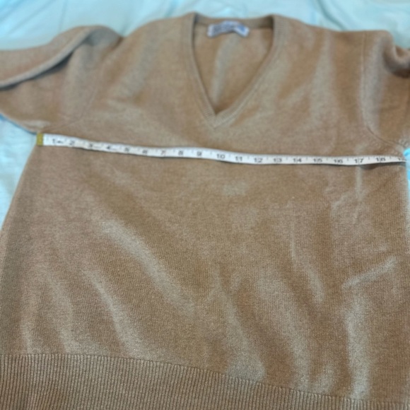 VTG 1950s -70s Mens Trimingham By Bellantyne Tan V-neck 100% Cashmere Sweater. - Picture 3 of 14